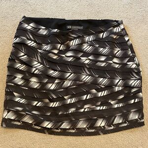 Armani exchange black and white skirt size 4